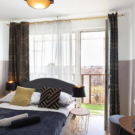 Clicktheflat Conrada Apart Rooms Варшава Екстер'єр фото
