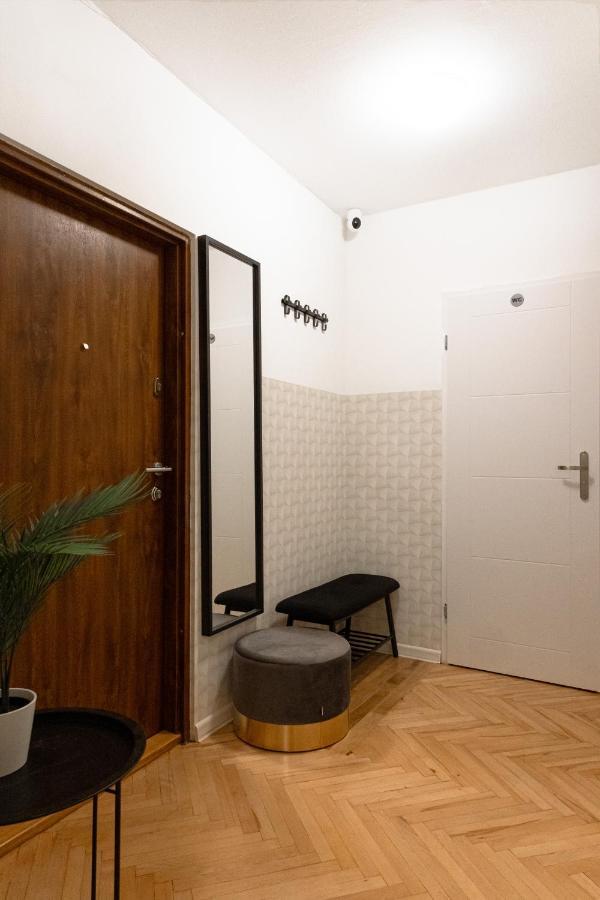Clicktheflat Conrada Apart Rooms Варшава Екстер'єр фото
