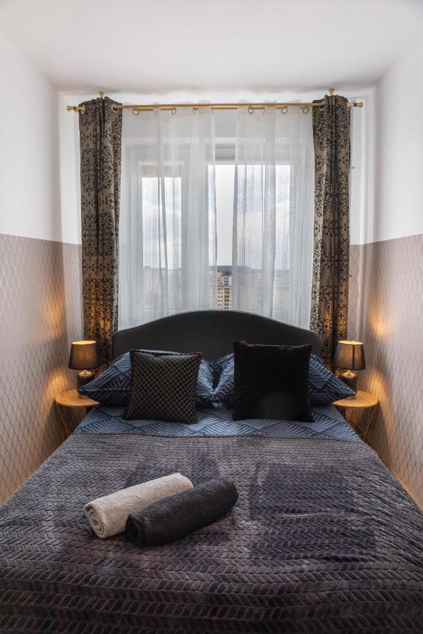 Clicktheflat Conrada Apart Rooms Варшава Екстер'єр фото